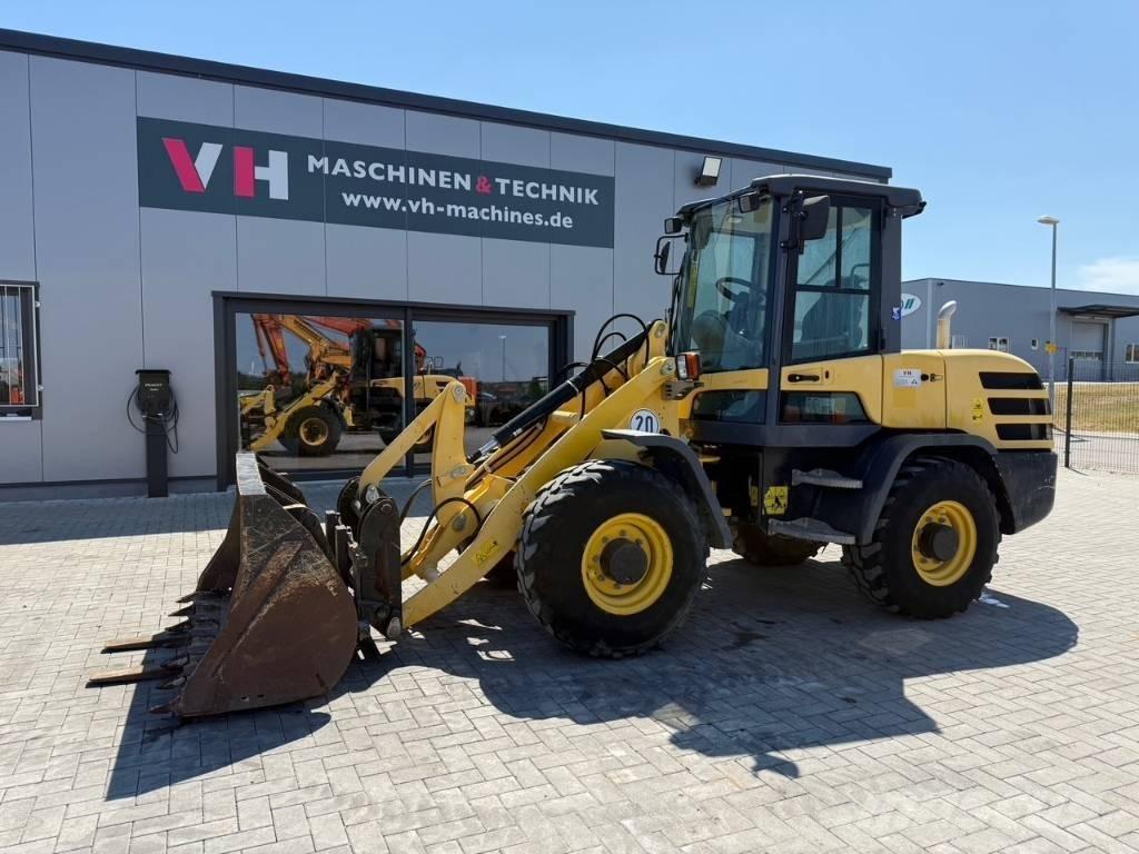 Yanmar V 80 Wheel loaders