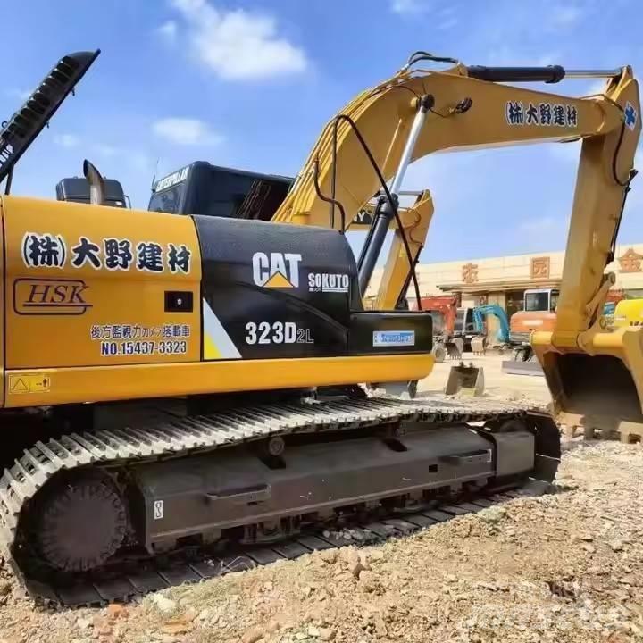 CAT CAT323D2L Crawler excavators