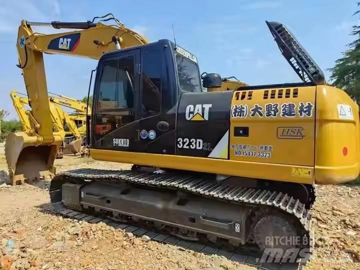 CAT CAT323D2L Crawler excavators