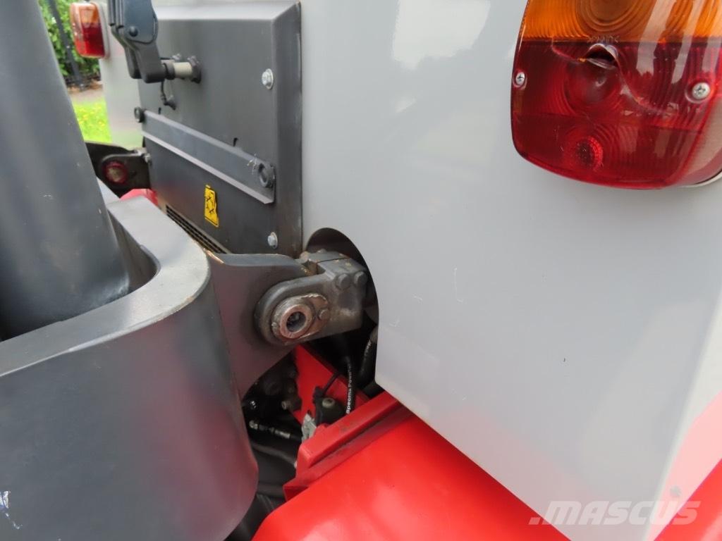 Kalmar DCF 80-6 Diesel trucks