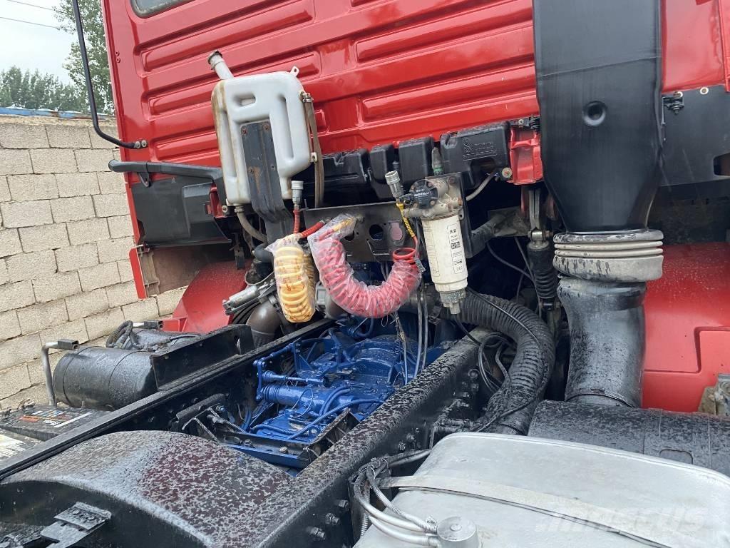 Shacman F3000 6x4 Tractor Units