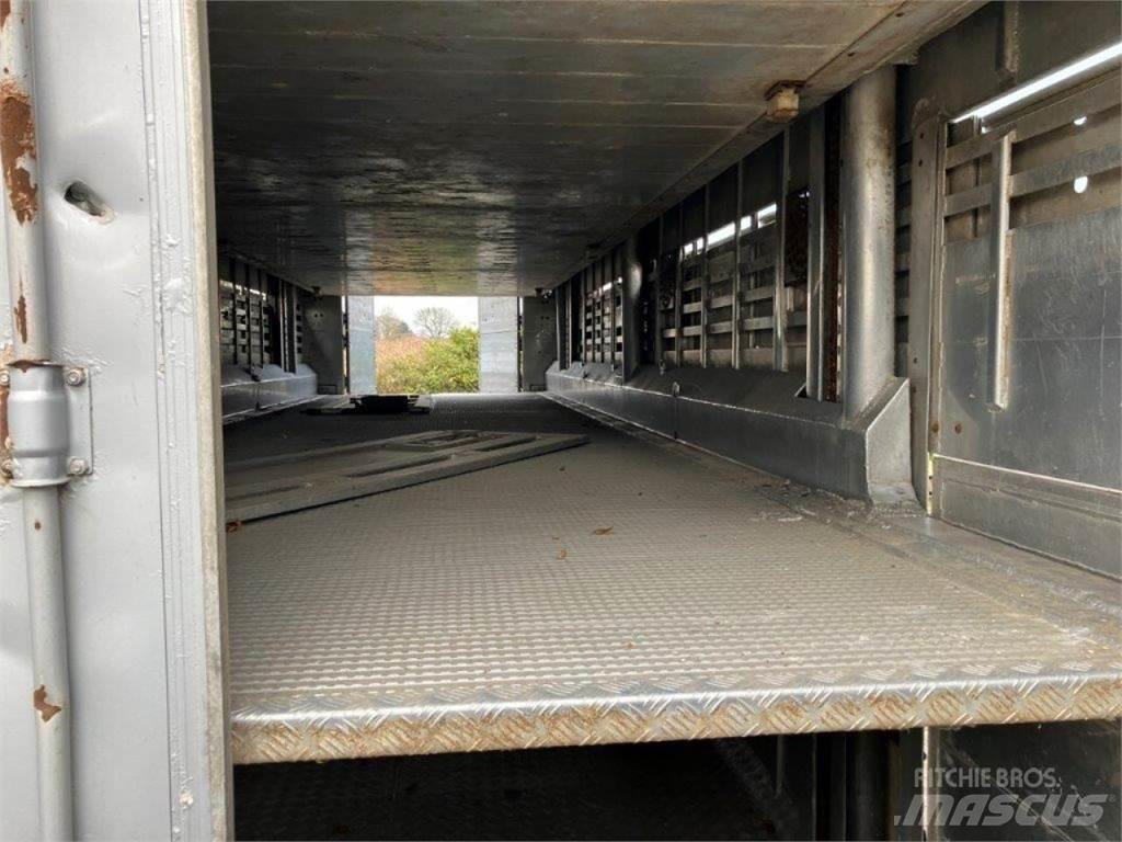 Pezzaioli 3-Stock Animal transport semi-trailers