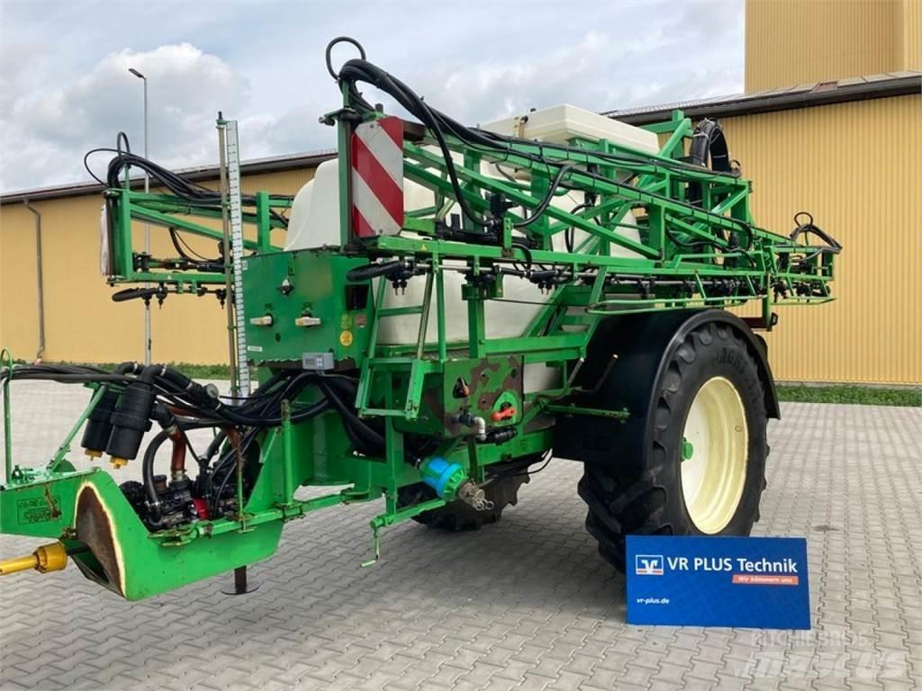  D4027 Trailed sprayers