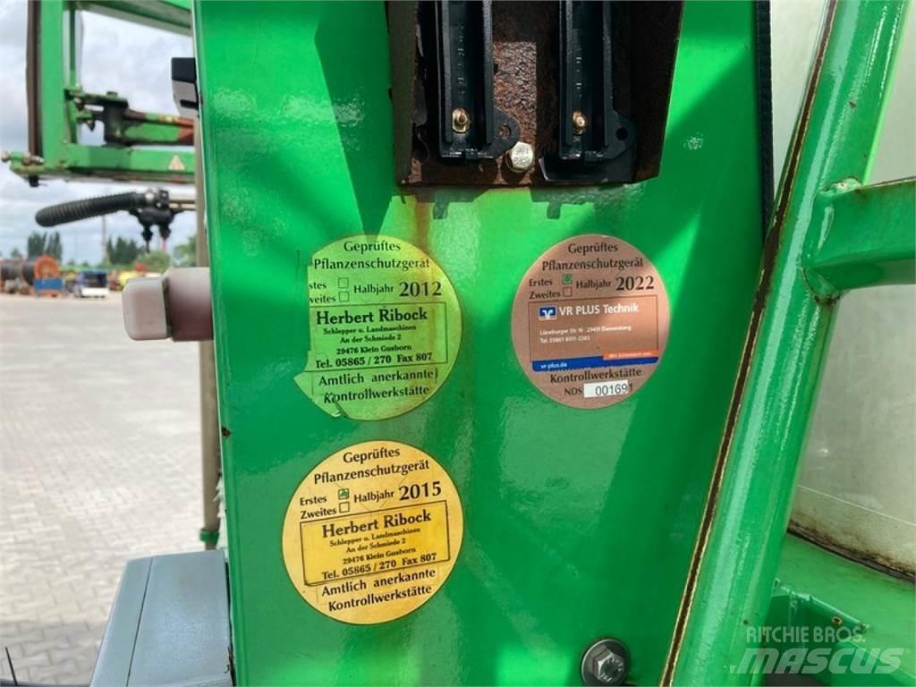  D4027 Trailed sprayers
