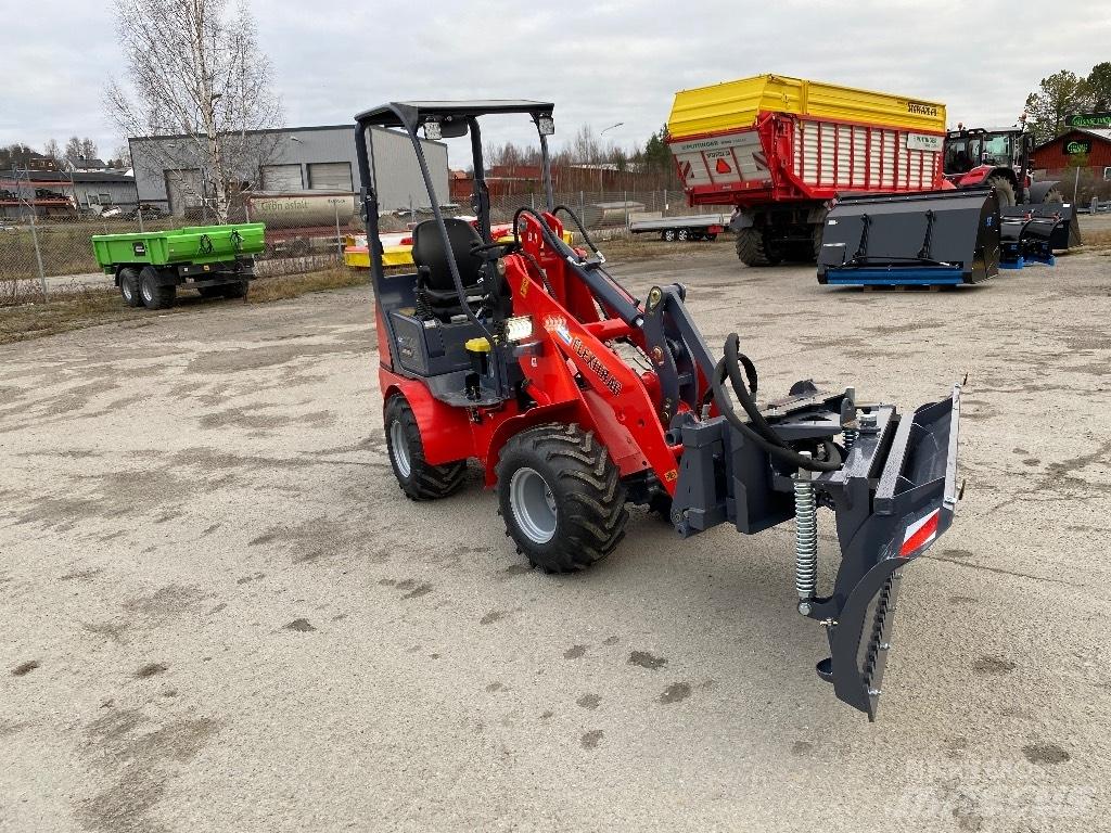 Flexitrac 1126 LRF Multi purpose loaders