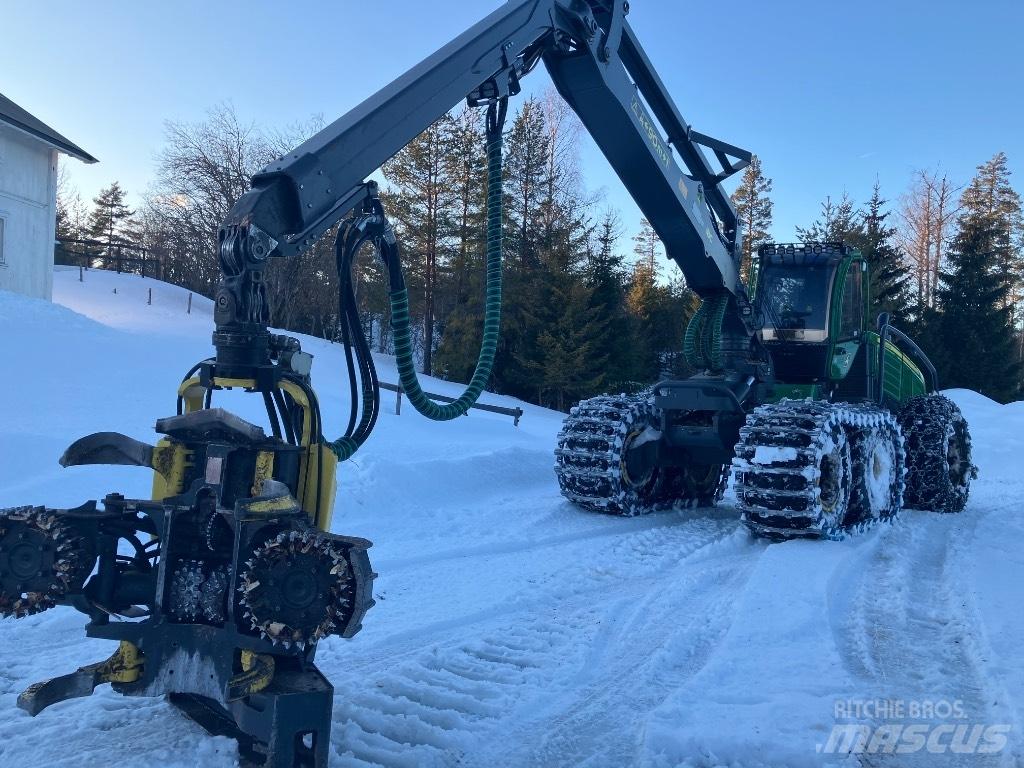 John Deere 1470G Harvesters