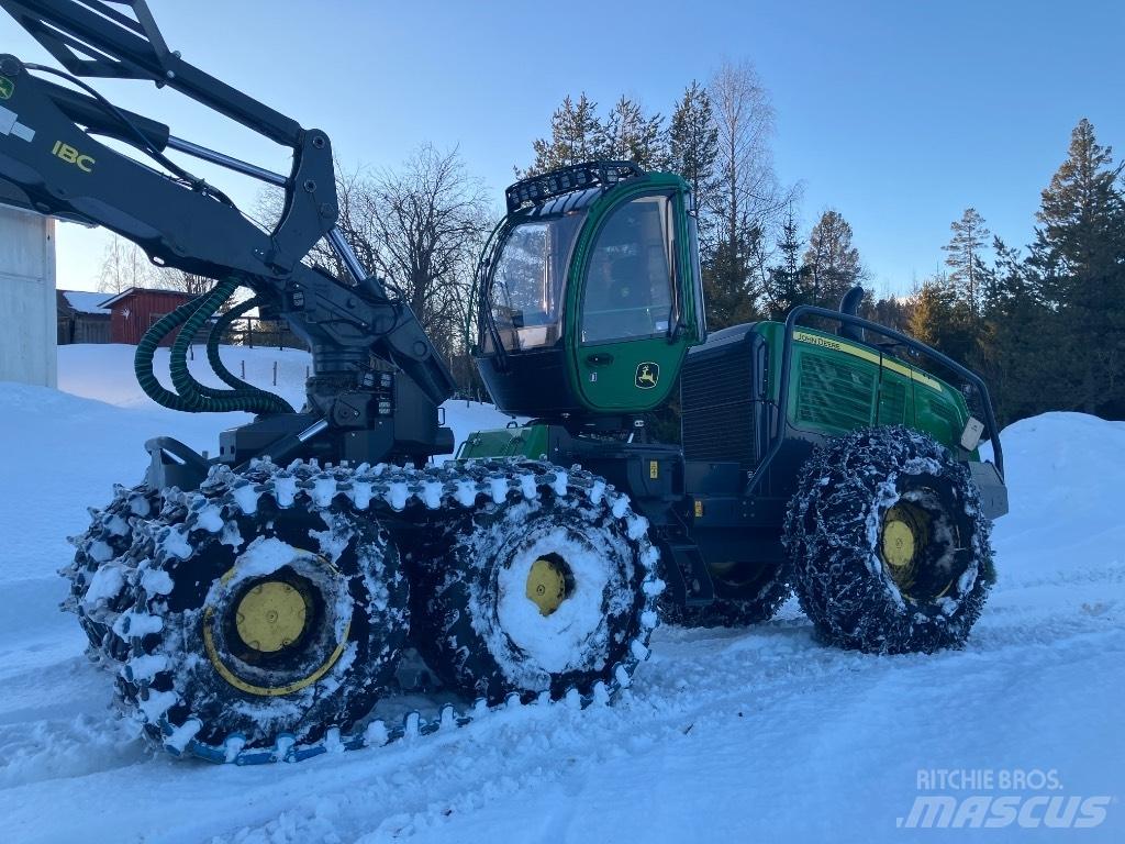 John Deere 1470G Harvesters