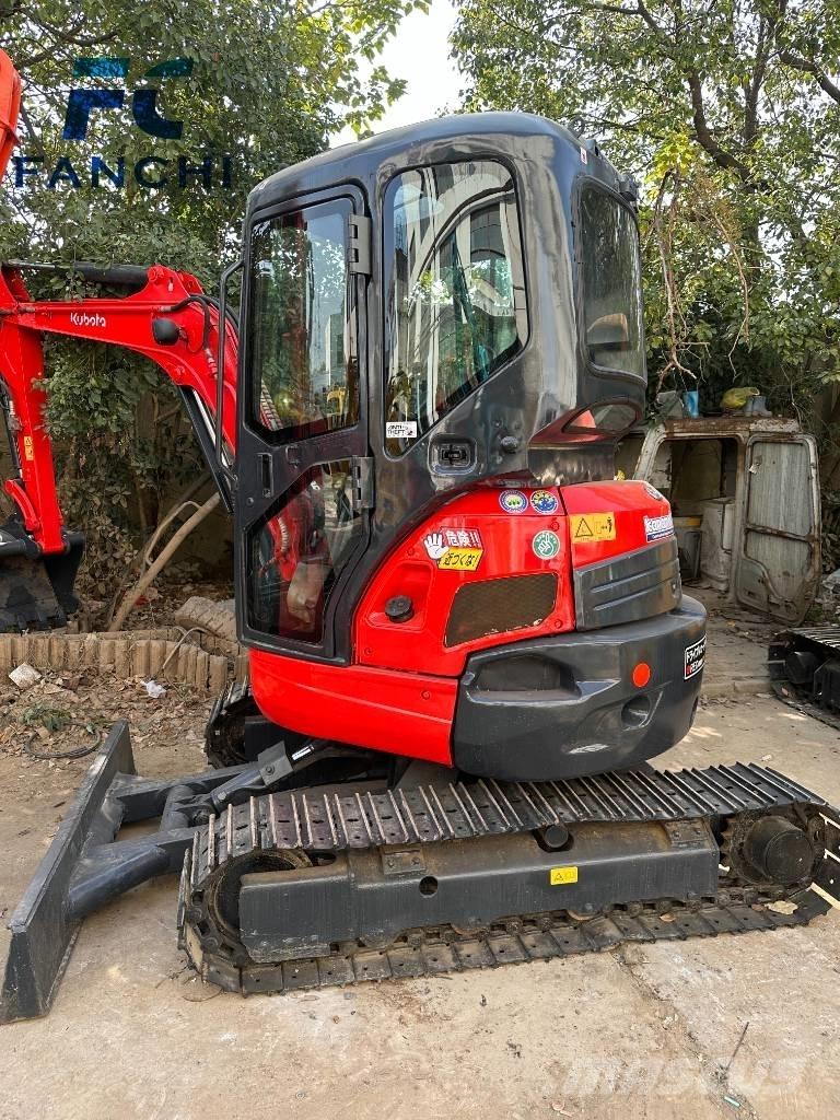 Kubota KX135-5 Crawler excavators