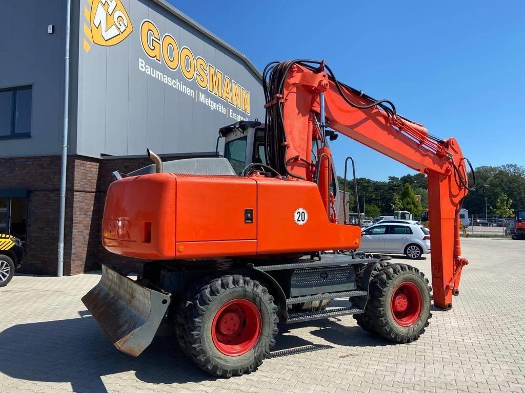 Liebherr A 900 C Wheeled excavators