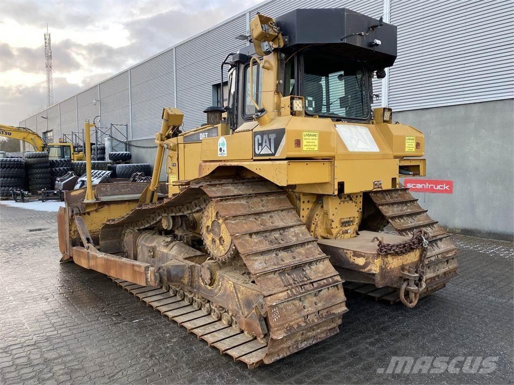 CAT D6T LGP Crawler dozers