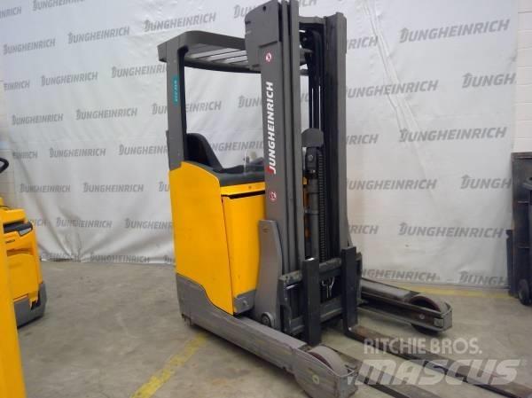 Jungheinrich ETV 214 Reach trucks