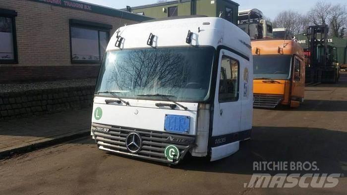 Mercedes-Benz 1835 Transportation - Others