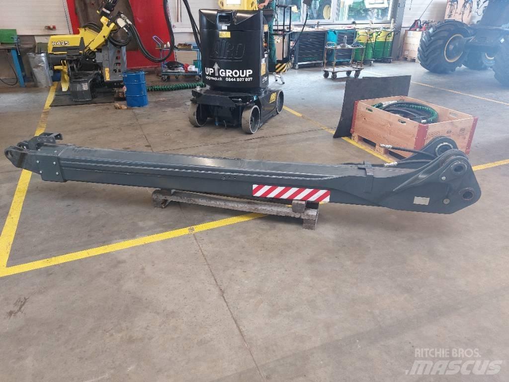 John Deere CH710 Booms and arms