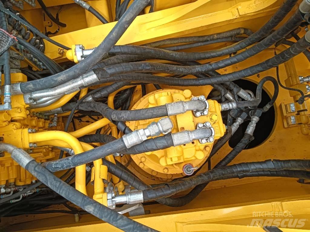 Komatsu PC 360 Crawler excavators
