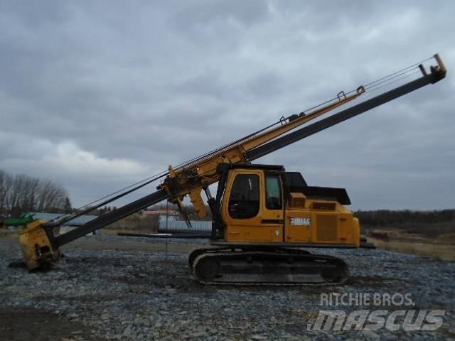 John Deere 200 LC Delimbers