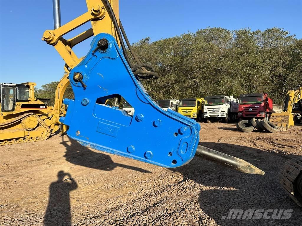 CAT 320 D L Crawler excavators