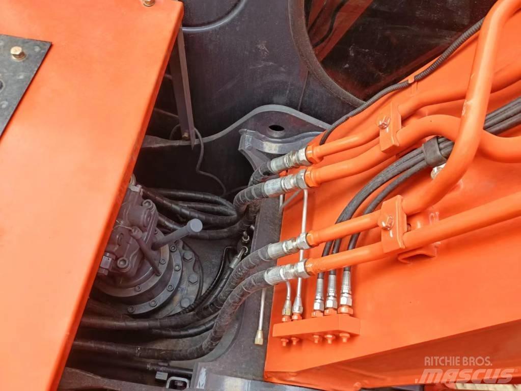 Hitachi ZX120-6 Crawler excavators