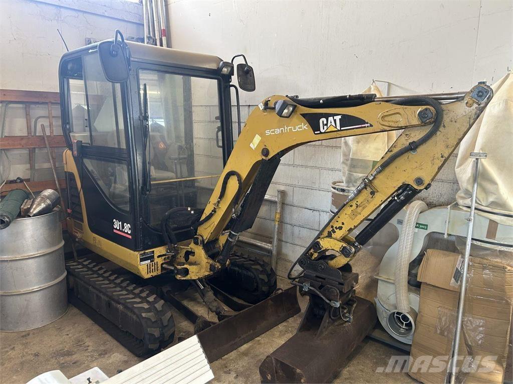 CAT 301.8C Wheeled excavators
