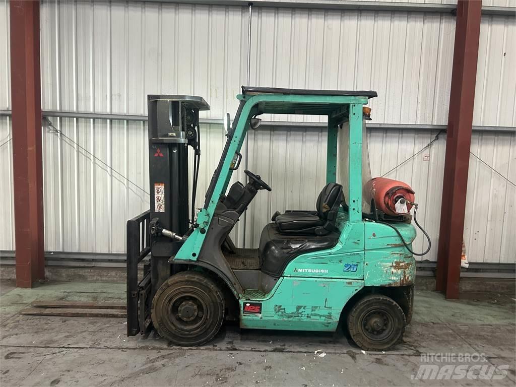 Mitsubishi FG25NT LPG trucks
