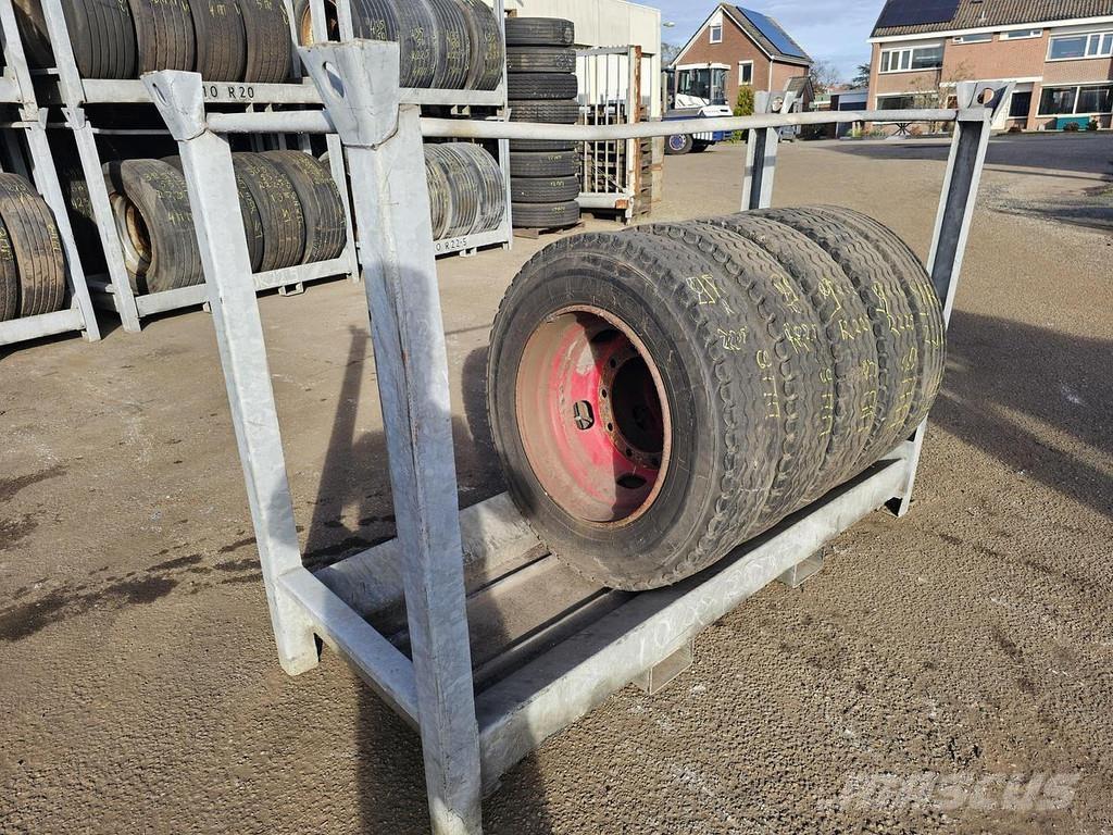 Uniroyal ENERGY Curtainsider trailers