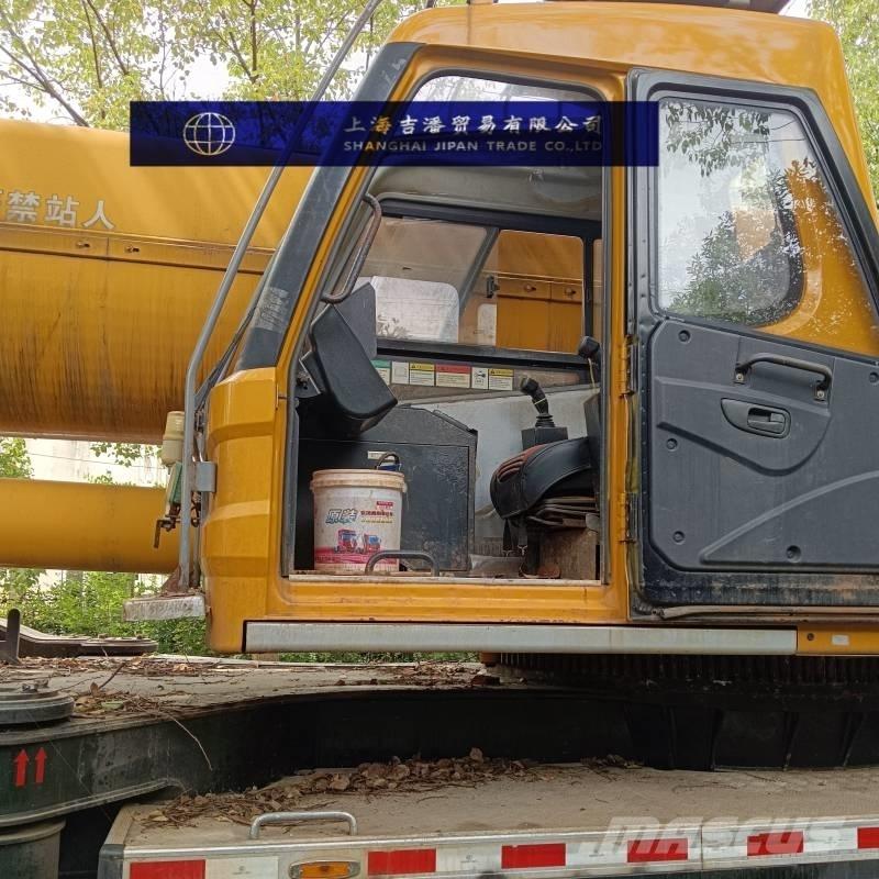 Sany STC 1000A All terrain cranes