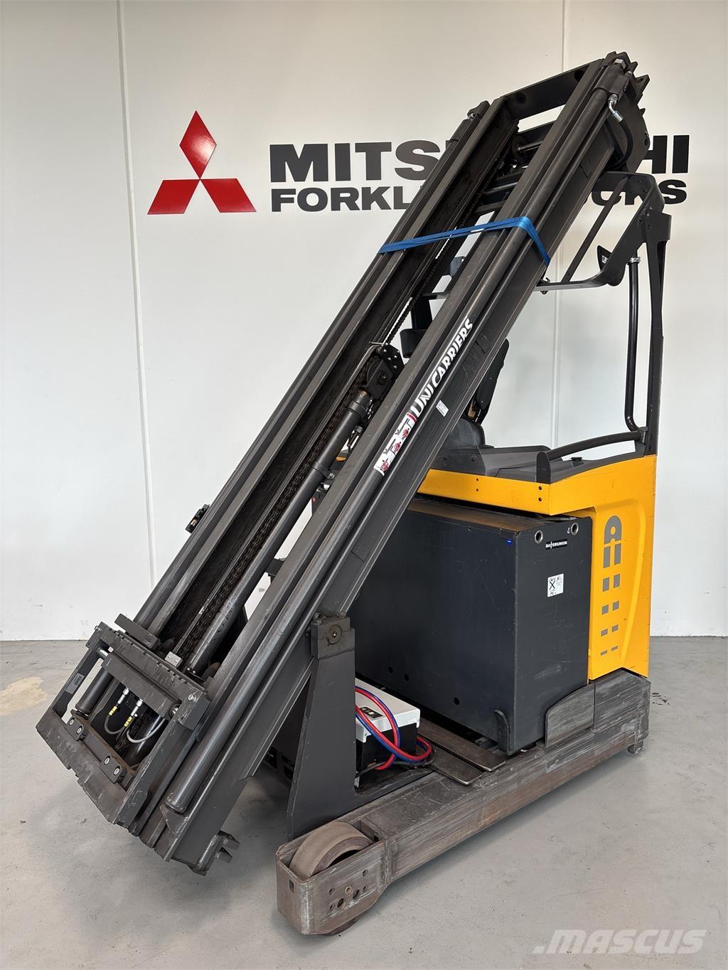 Atlet UMS200 Reach trucks