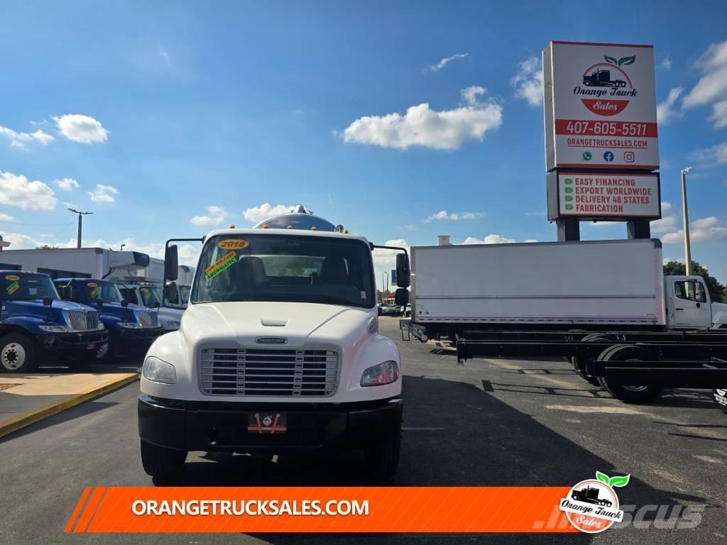 Freightliner M2 106 Temperature controlled trucks