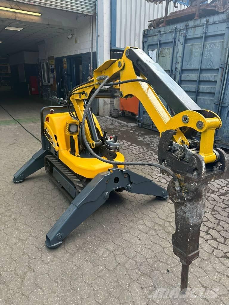 Brokk 90 Mini excavators < 7t (Mini diggers)