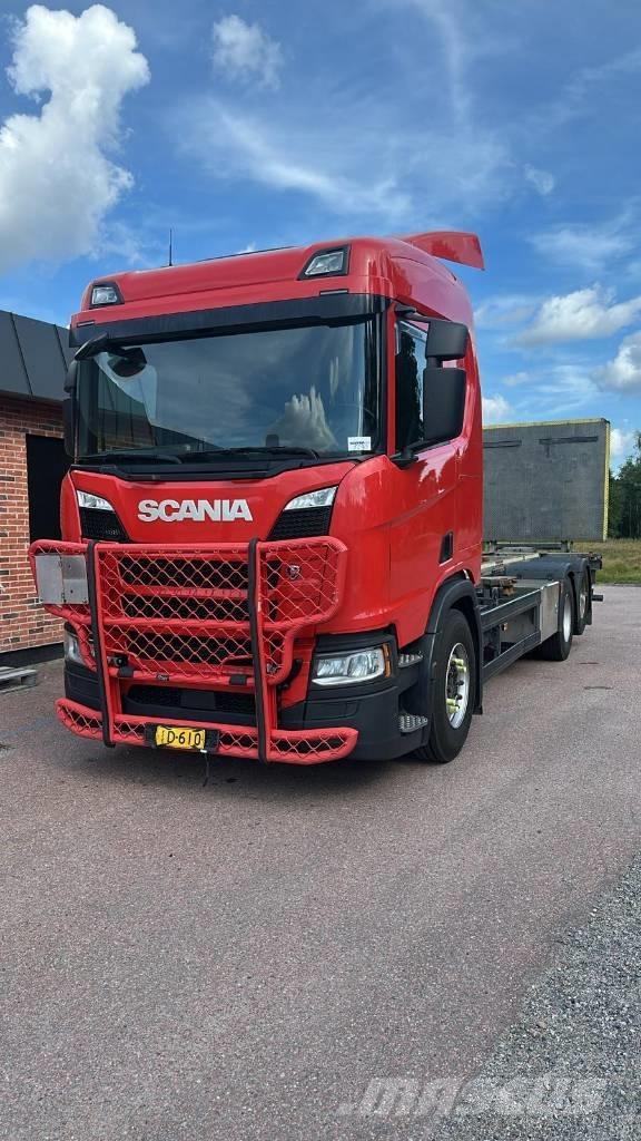 Scania R 540 Chassis Cab trucks