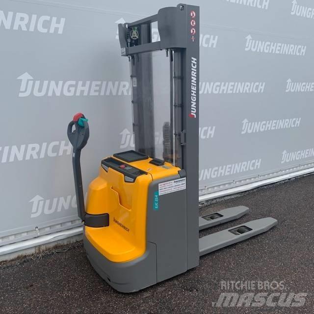 Jungheinrich EJC 214 Pedestrian stacker