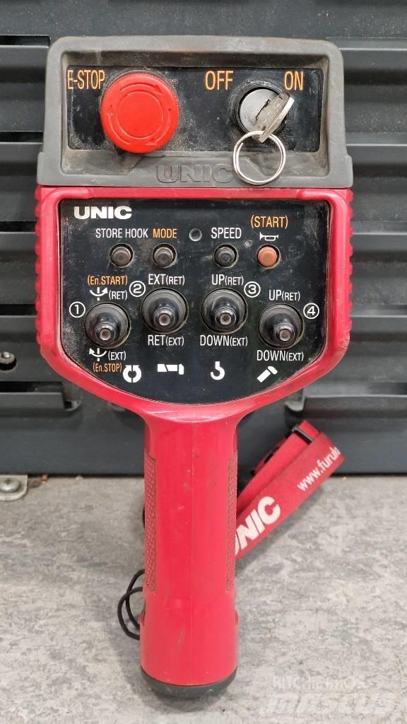Unic URW-295 Mini cranes