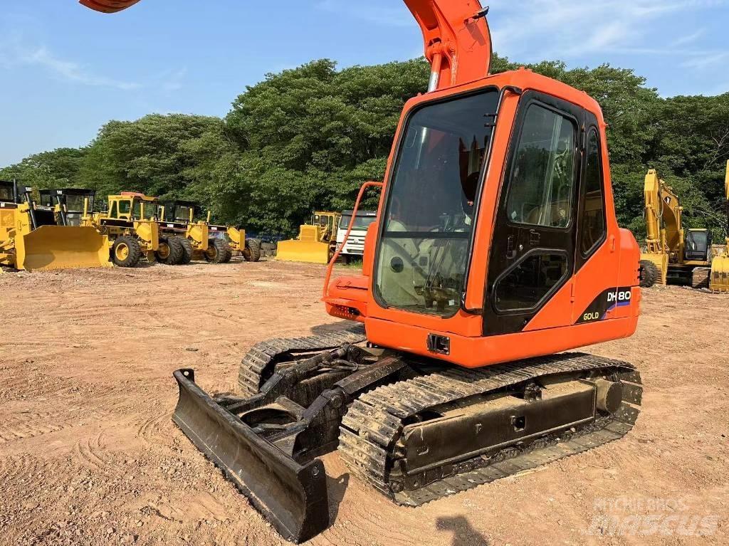 Doosan DH 80 Midi excavators  7t - 12t
