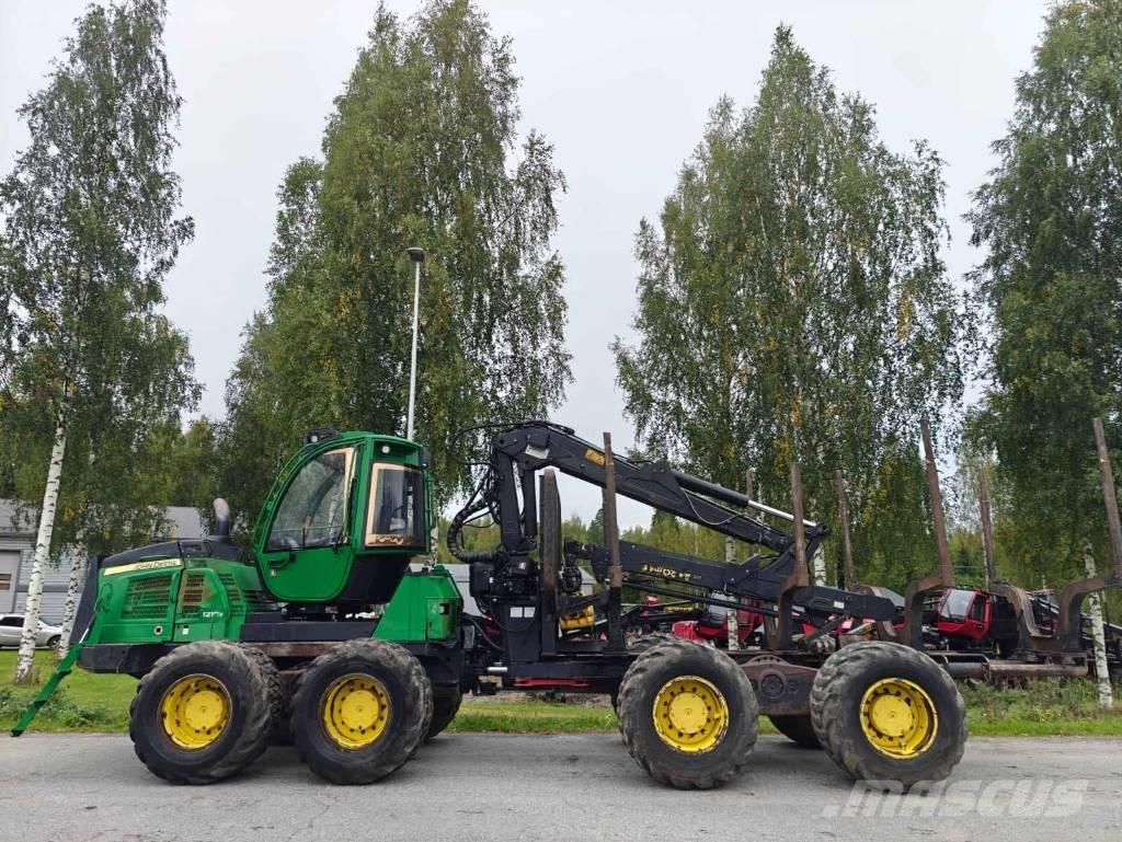 John Deere 1210 E Harvesters