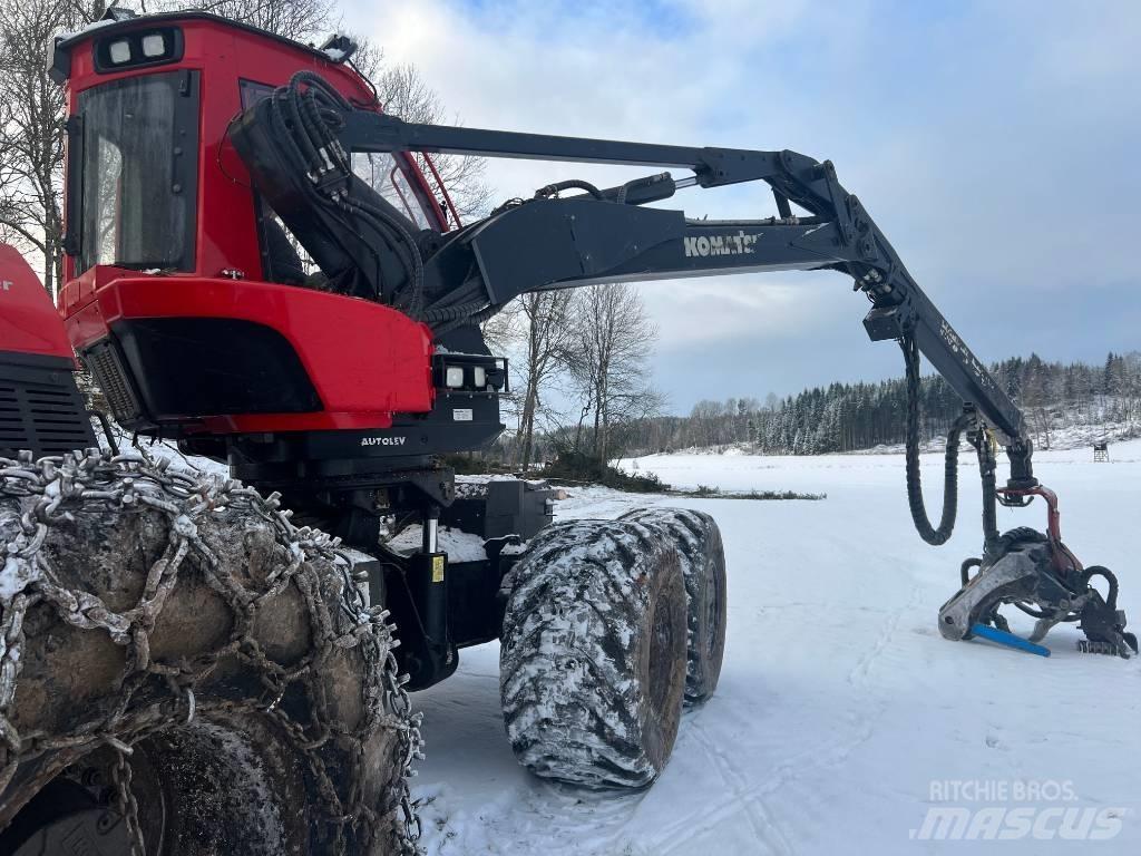 Komatsu 951 Harvesters