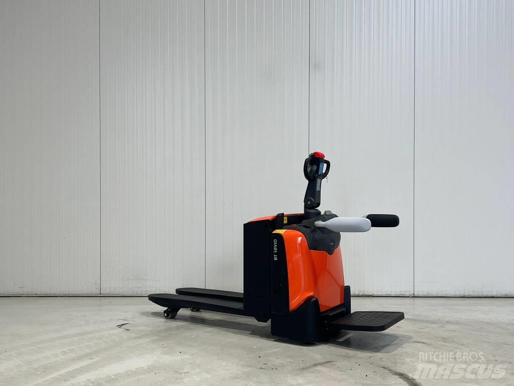 BT LPE200 B Low lifter with platform