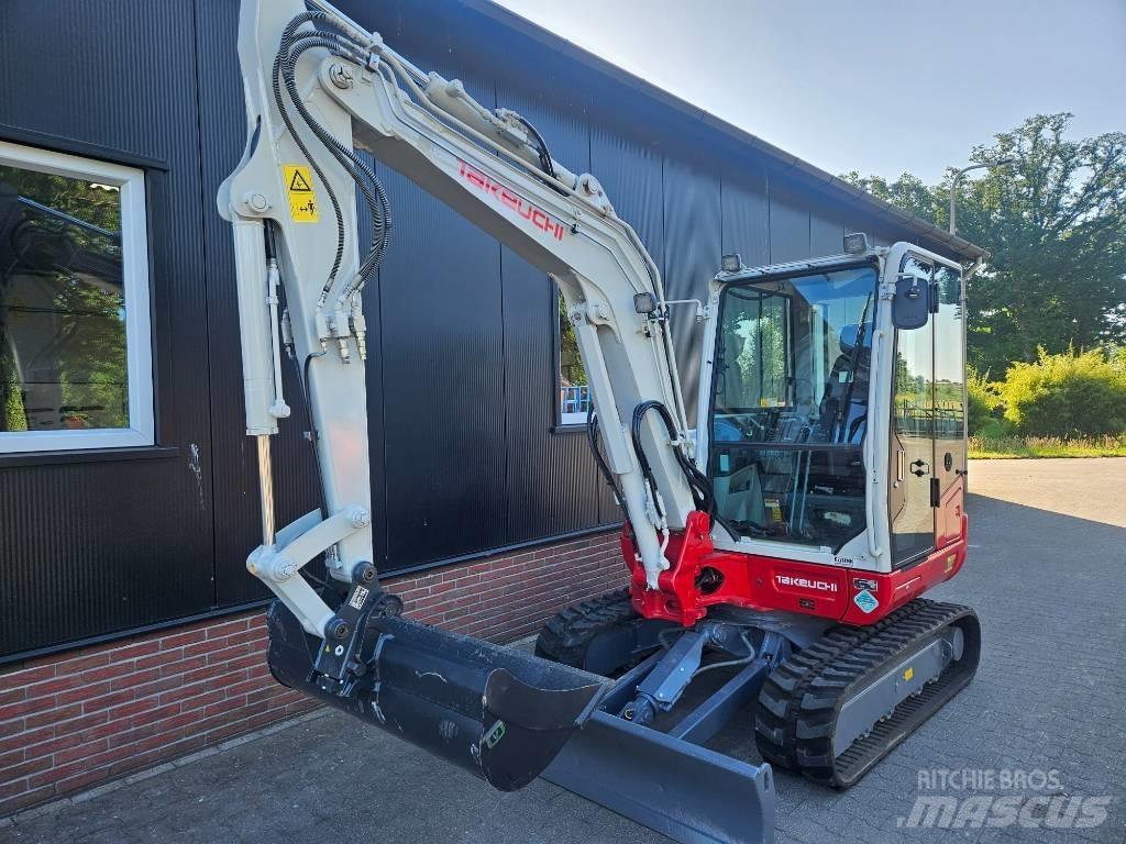 Takeuchi TB 240 Mini excavators < 7t (Mini diggers)