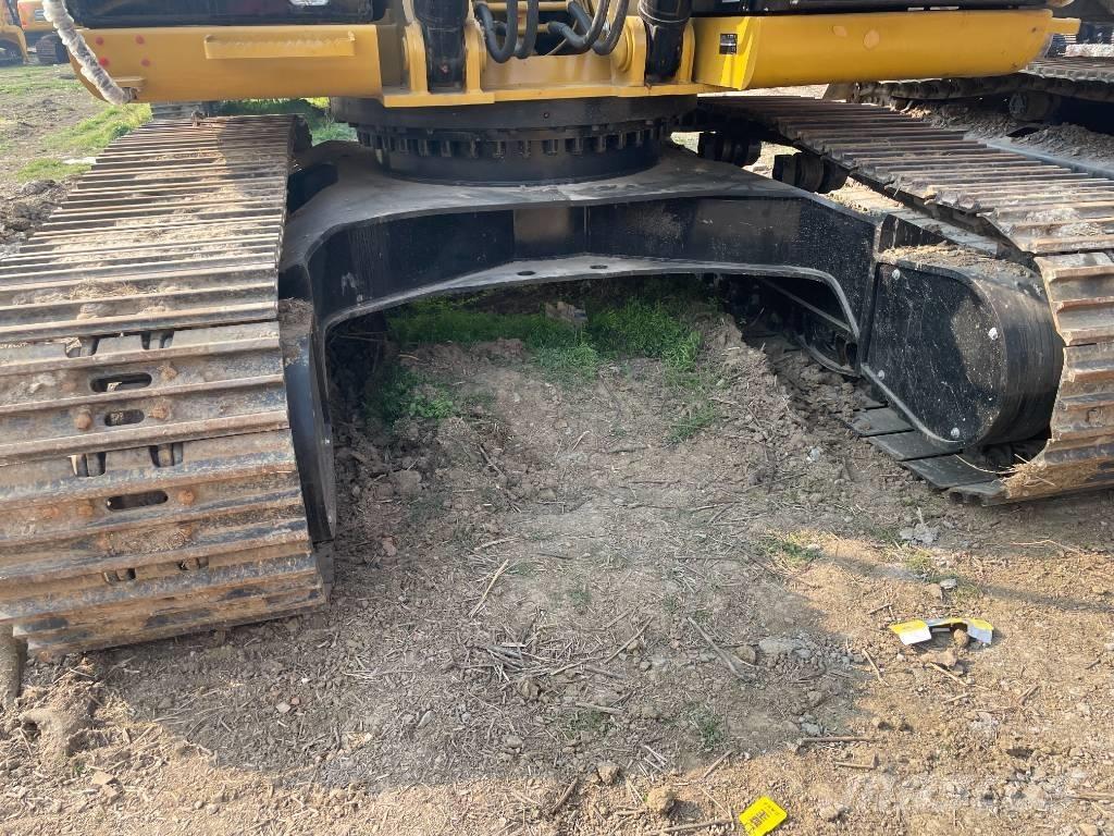 CAT 329 Crawler excavators