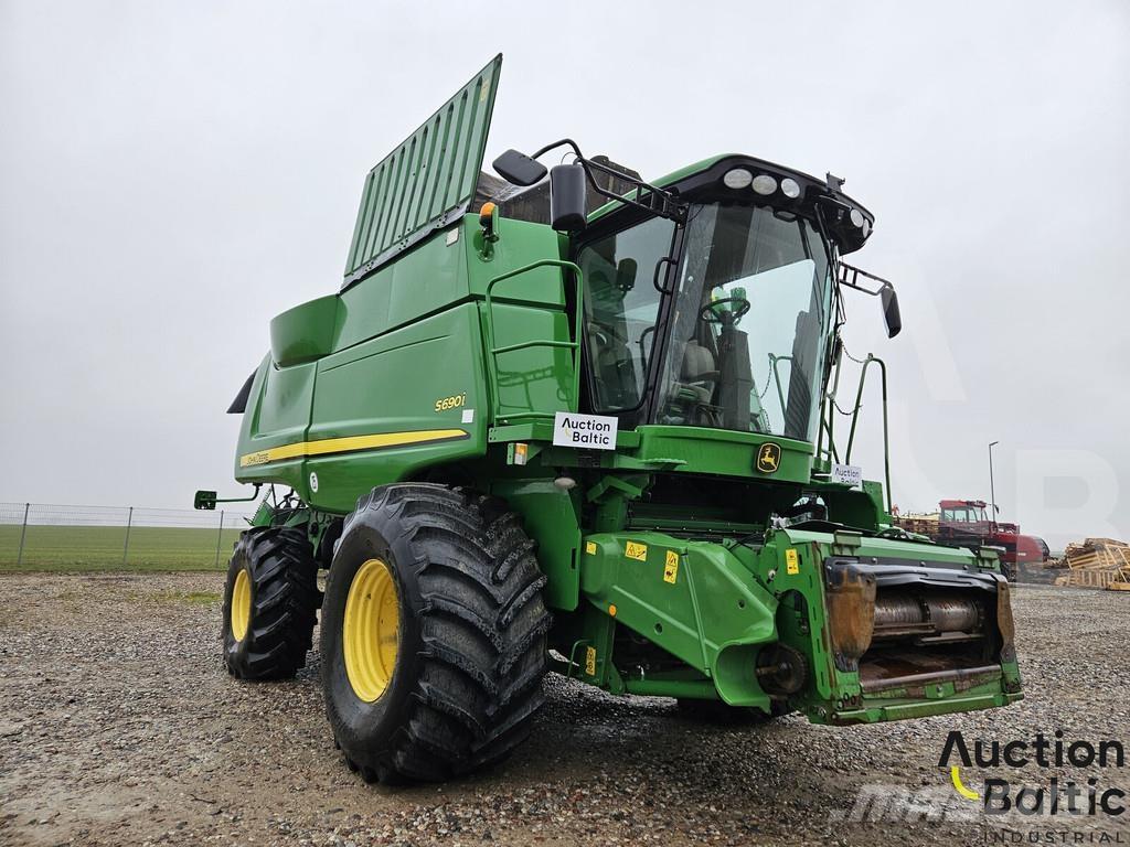 John Deere S 690 i Combine harvesters