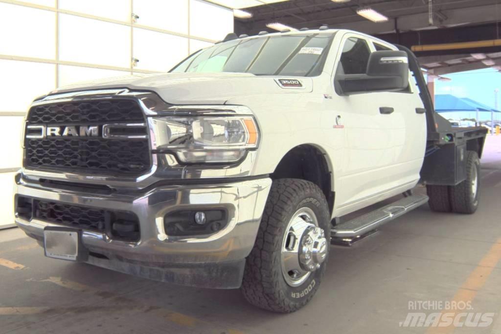 RAM 3500 TRADESMAN Flatbed / Dropside trucks