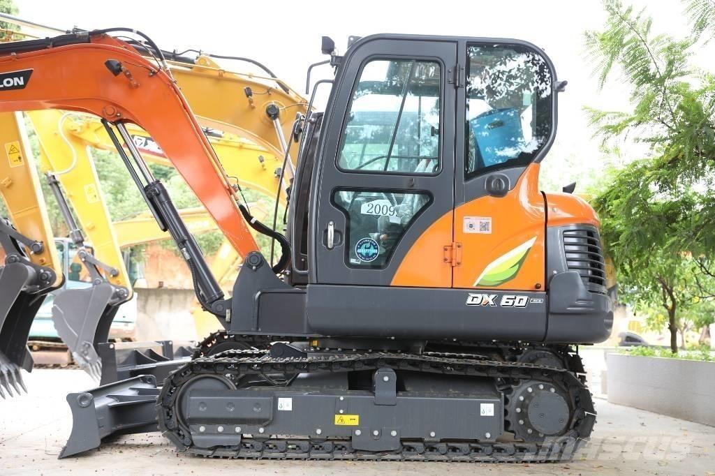 Develon DX 60 E-10 N Wheeled excavators