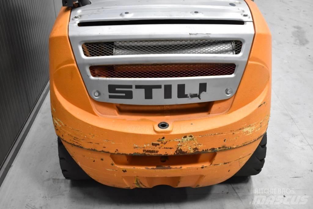 Still RX 70-25 Diesel trucks