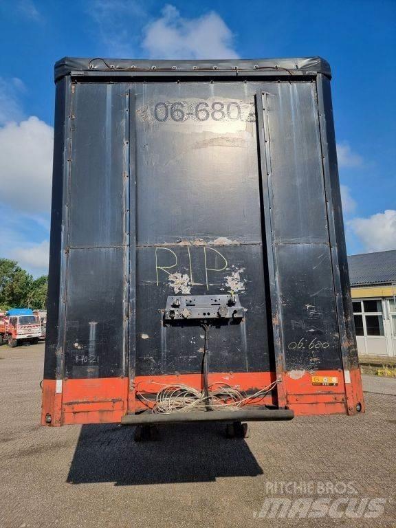 Van Hool SAF Curtainsider semi-trailers