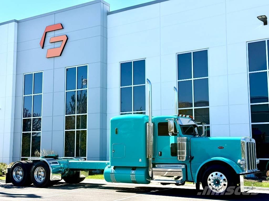 Peterbilt 389 Tractor Units