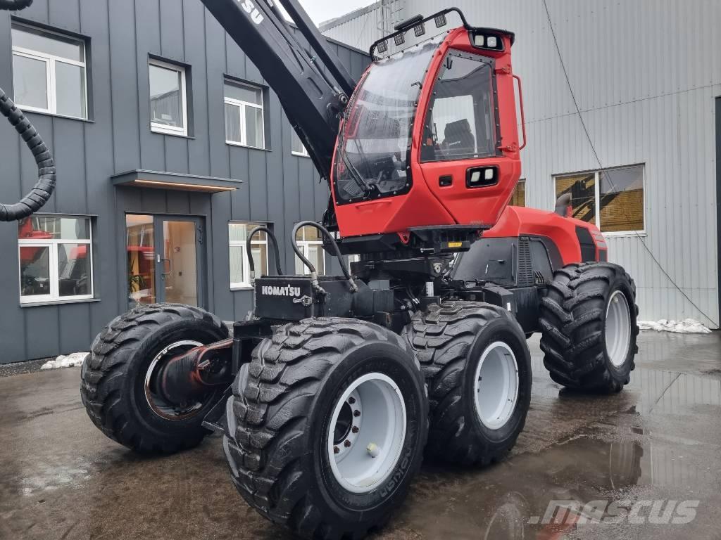 Komatsu 931 Harvesters