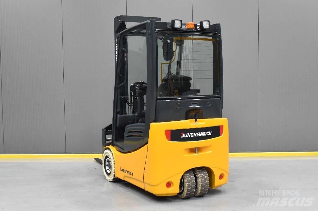 Jungheinrich EFG 215 Electric forklift trucks