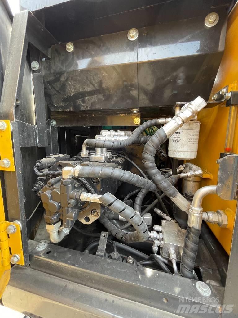 Volvo 140 Midi excavators  7t - 12t
