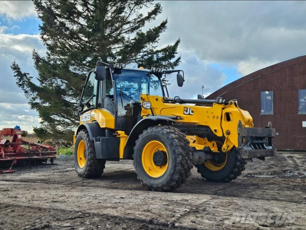 JCB TM 320 S Telehandlers for agriculture