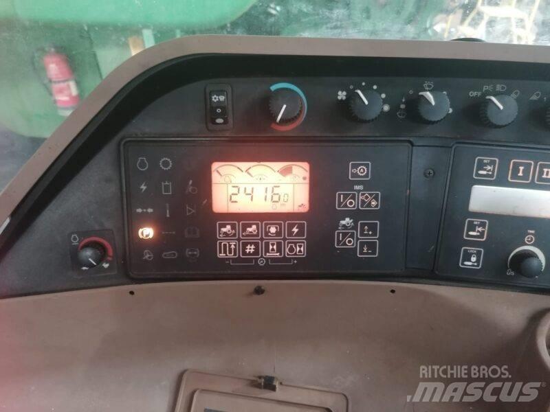 John Deere 8520 T Tractors