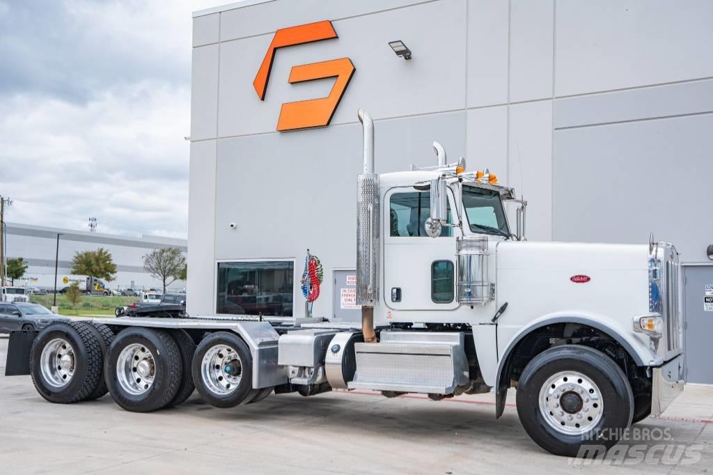 Peterbilt 389 Tractor Units