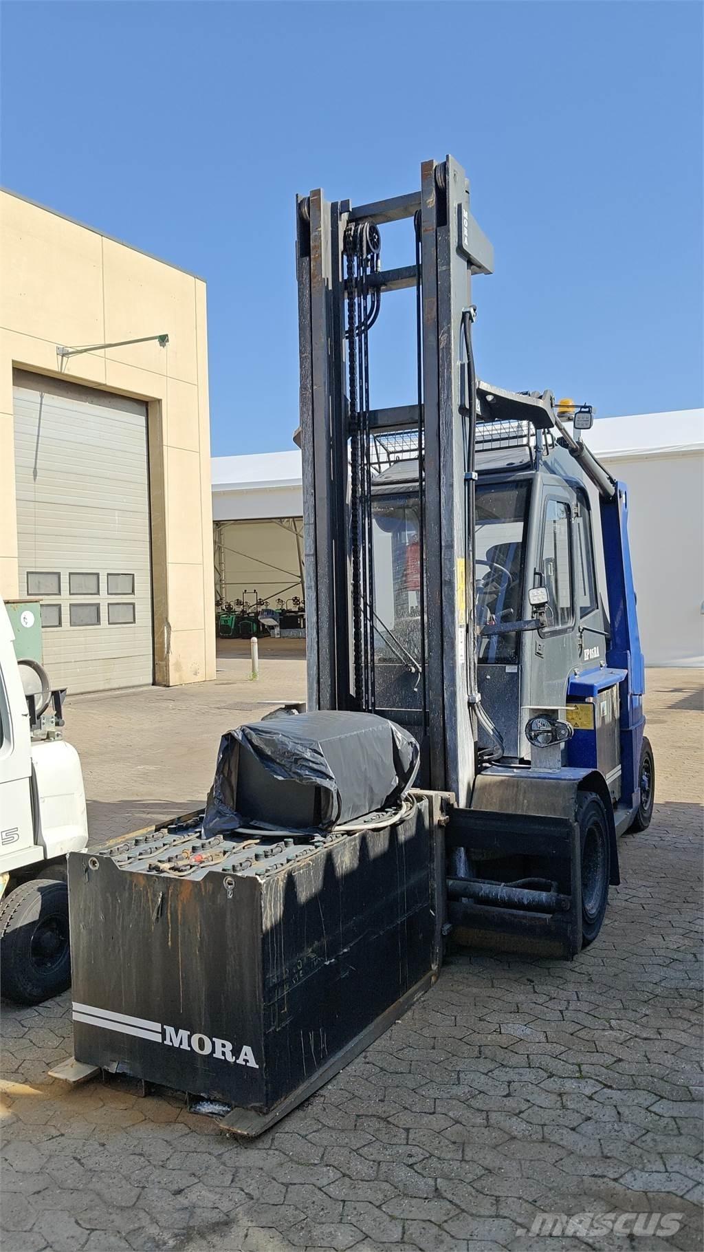  EP85RA Electric forklift trucks